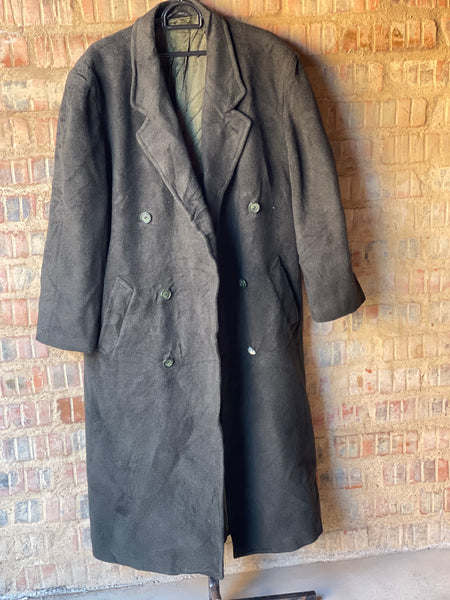 Olive Cashmere & Wool Men’s Coat (Refer to measurements) (women’s XL)