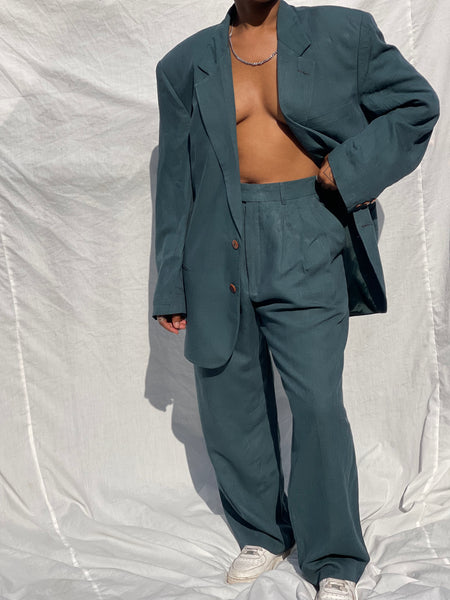 Green Unisex Suit ( Women’s 36)