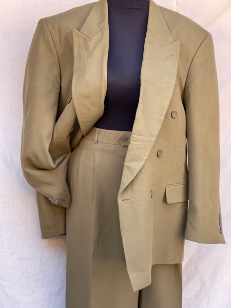 Khaki Unisex Suit (Women’s 38)