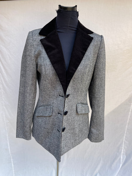 Vintage Blazer with Back Pleat Design (32)