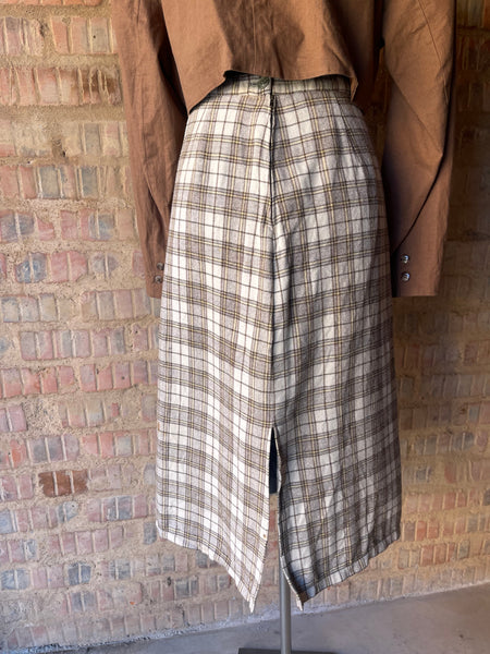 Checkered Vintage Skirt with Back Slit (30)